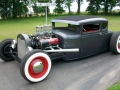 retro-car-classic-cars-black-900x1440